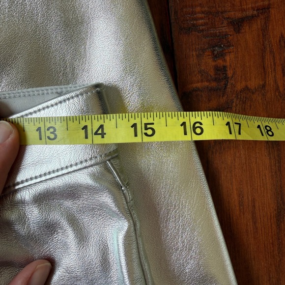 Abercrombie & Fitch 27/4 Silver Vegan Leather 90s Relaxed High Rise Pants - Picture 8 of 8